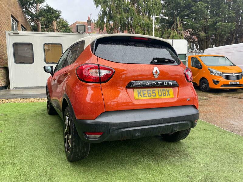 Used Renault Captur 2016 for sale - 76119401: Photo 3