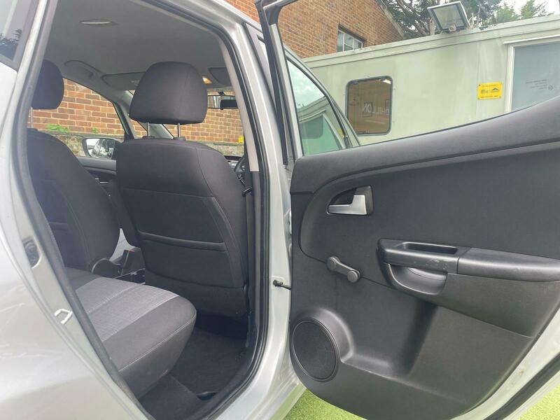 Used Kia Venga 2010 for sale - 76497051: Photo 15