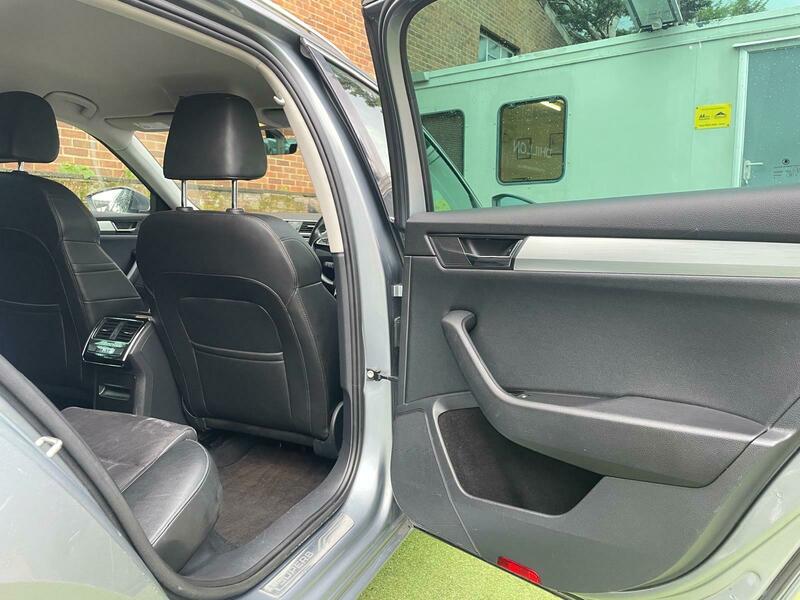 Used Skoda Superb 2016 for sale - 76768936: Photo 15