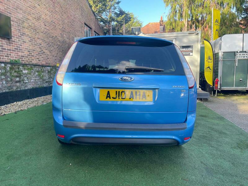 Used Ford Focus 2010 for sale - 77049154: Photo 4