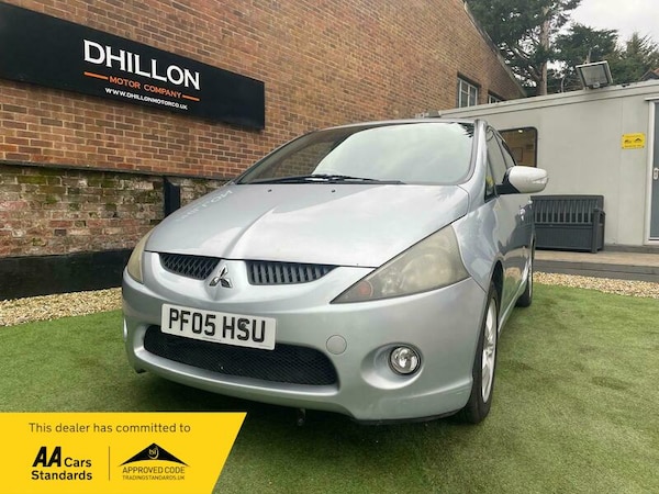 Used Mitsubishi Grandis 2005 for sale - 73714160: Photo 1