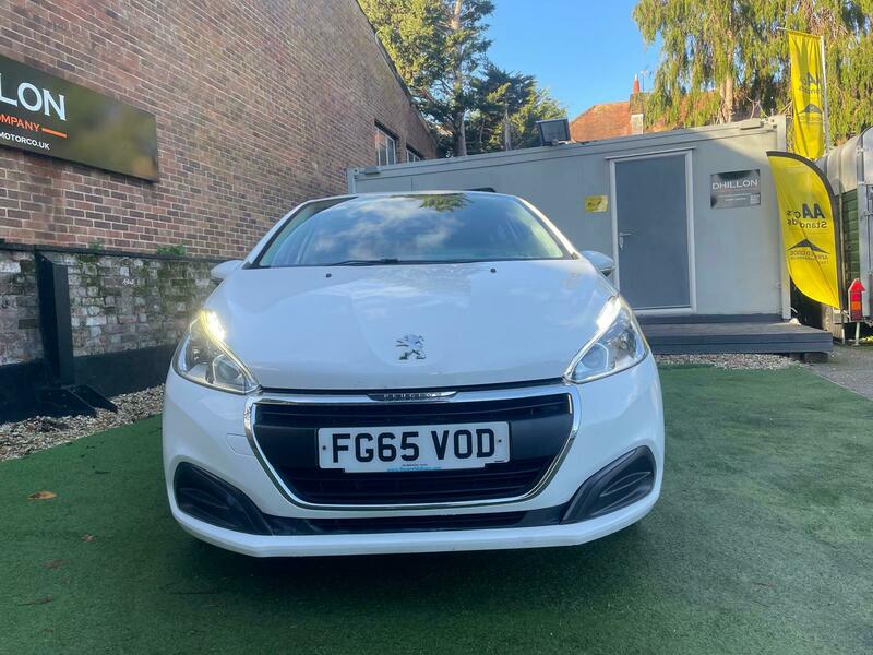 Used Peugeot 208 2015 for sale - 77049160: Photo 8