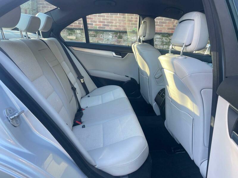Used Mercedes-Benz C Class 2012 for sale - 77049149: Photo 17