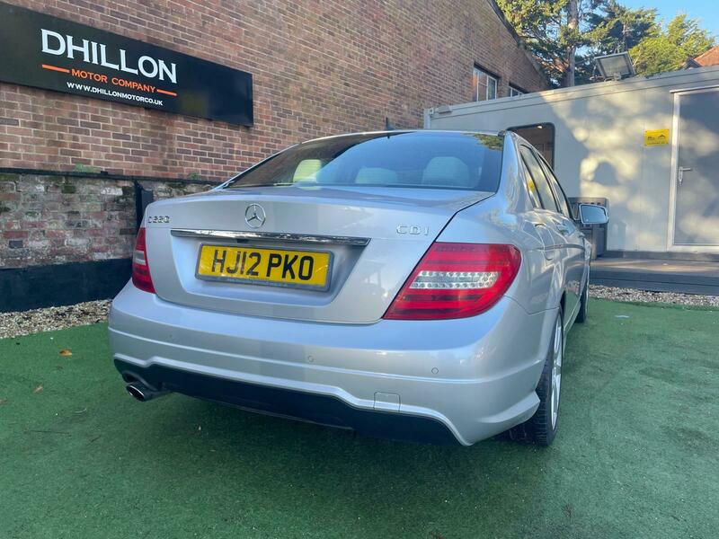 Used Mercedes-Benz C Class 2012 for sale - 77049149: Photo 5