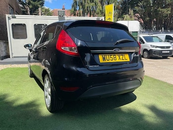 Used Ford Fiesta 2009 for sale - 75296475: Photo