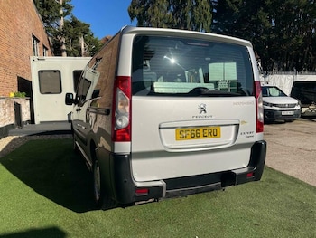 Used Peugeot Expert 2016 for sale - 76119408: Photo