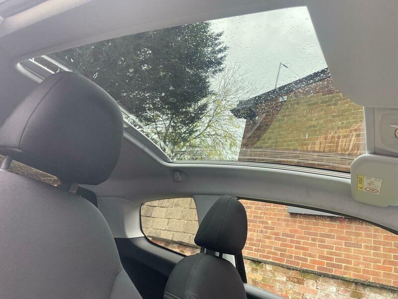 Used Peugeot 208 2015 for sale - 76497053: Photo 15