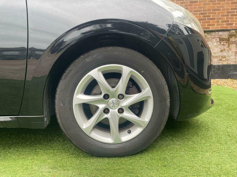 Used Peugeot 208 2015 for sale - 76497053: Photo 20