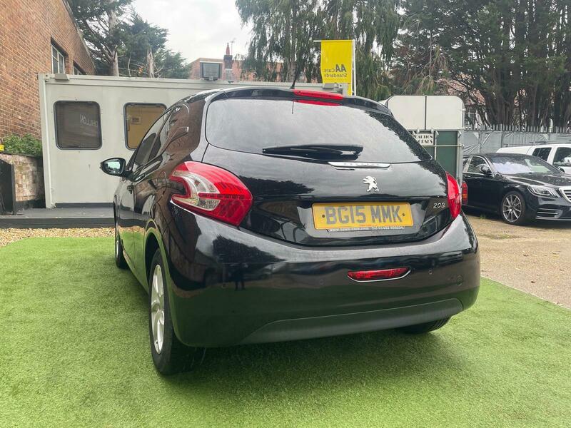 Used Peugeot 208 2015 for sale - 76497053: Photo 3