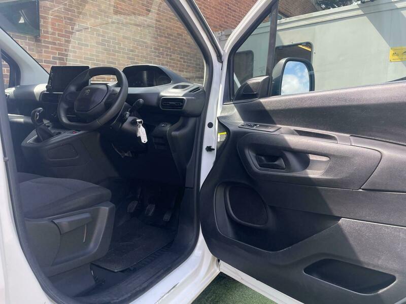 Used Peugeot Partner 2020 for sale - 76643079: Photo 10