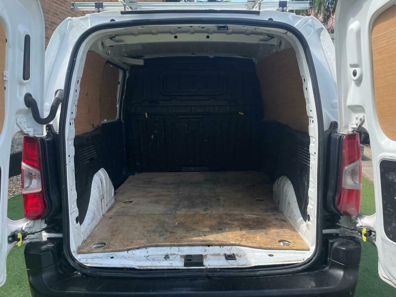 Used Peugeot Partner 2020 for sale - 76643079: Photo 17