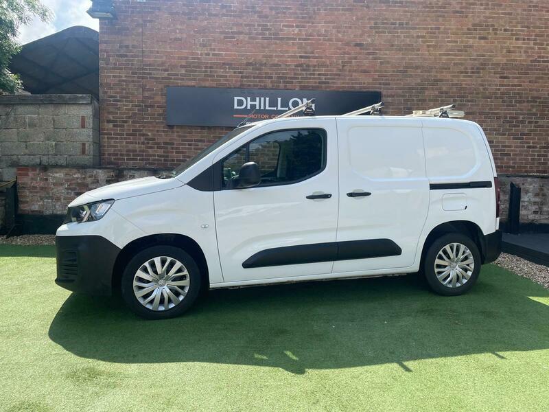 Used Peugeot Partner 2020 for sale - 76643079: Photo 2