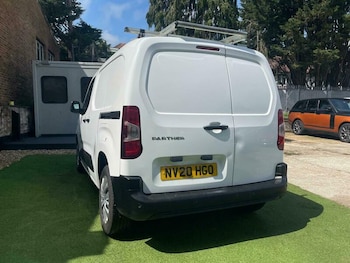 Used Peugeot Partner 2020 for sale - 76643079: Photo