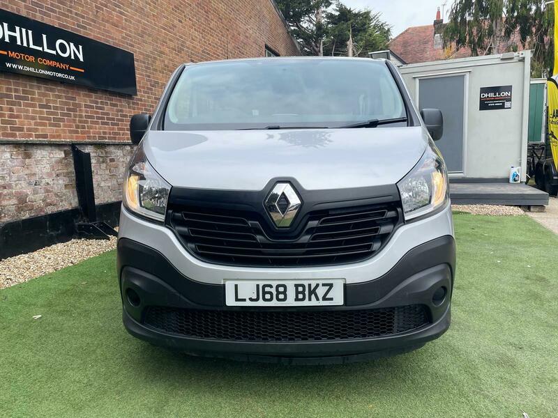 Used Renault Trafic 2018 for sale - 76396671: Photo 8
