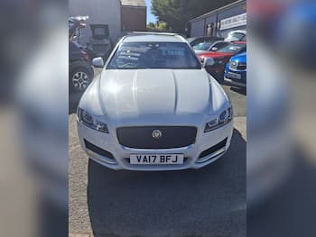 Used Jaguar XF 2017 for sale - 79780263: Photo