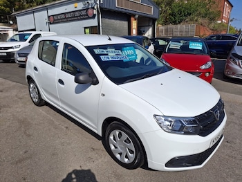 Used Dacia Sandero 2018 for sale - 78436741: Photo