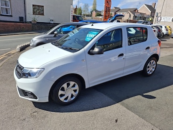 Used Dacia Sandero 2018 for sale - 78436741: Photo