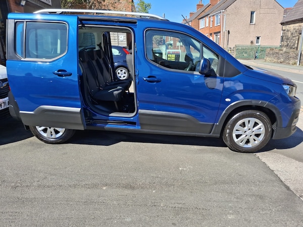 Used Peugeot Rifter 2018 for sale - 74665440: Photo 12