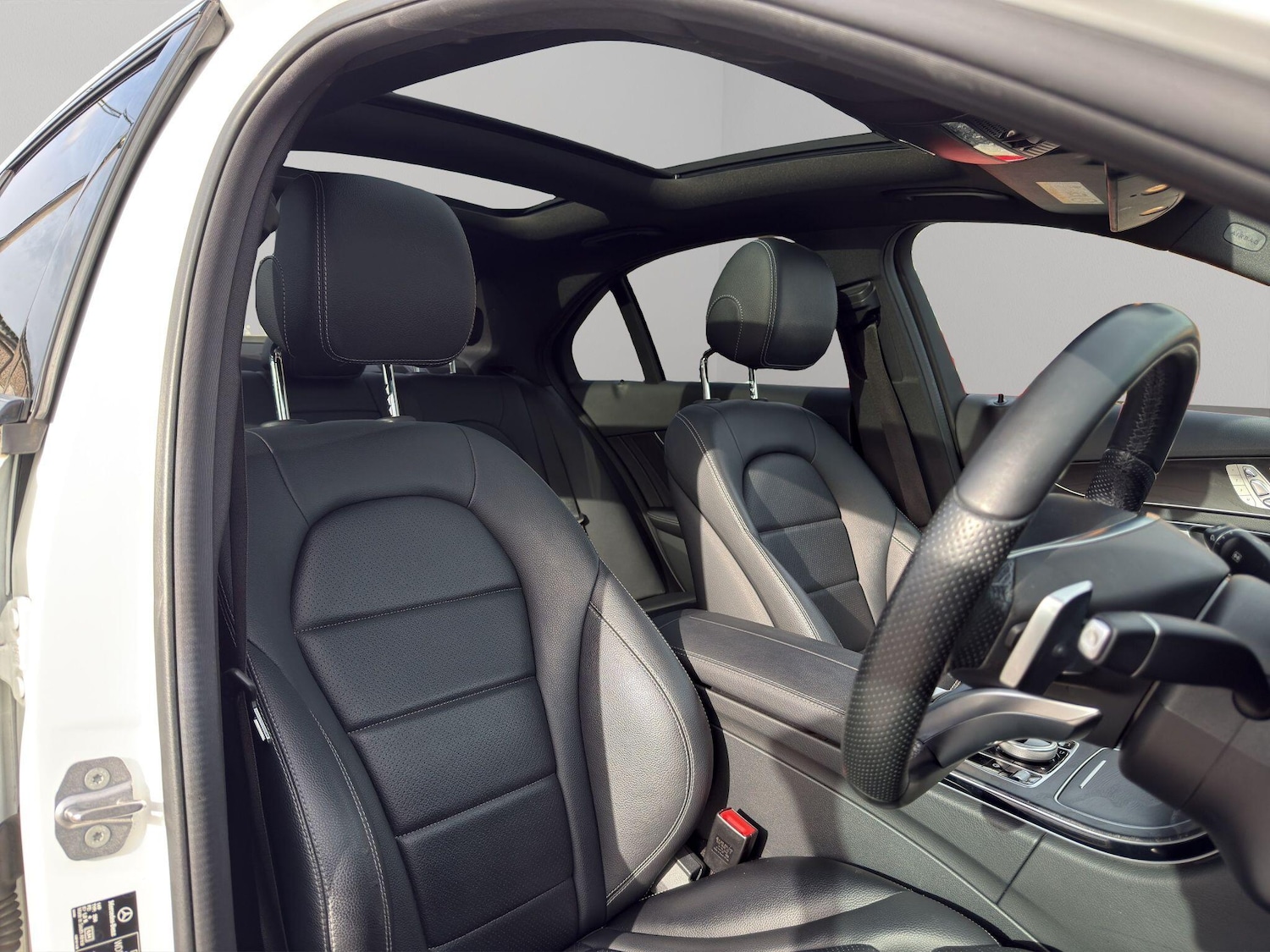 Used Mercedes-Benz C Class 2017 for sale - 77898482: Photo 10