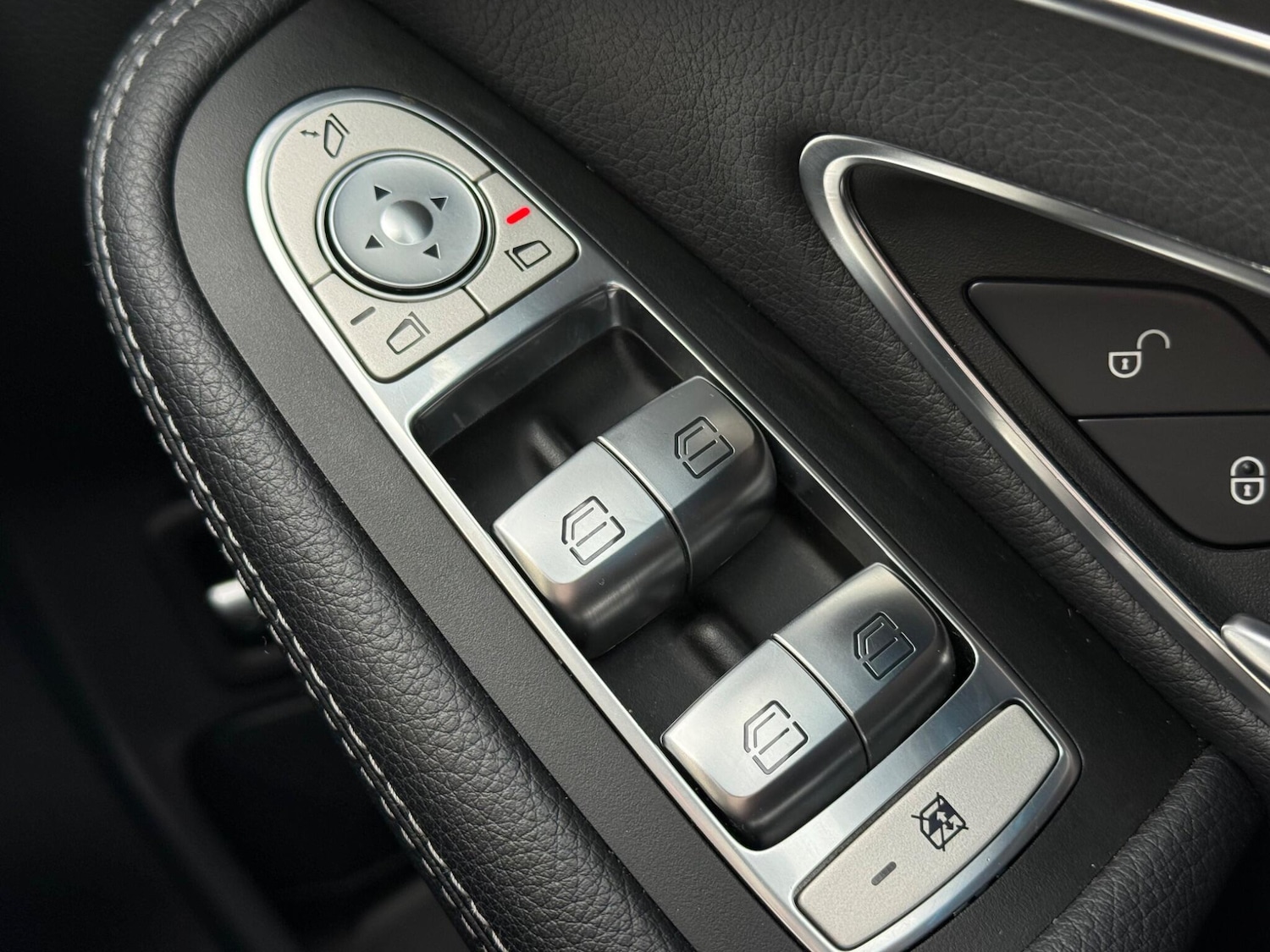 Used Mercedes-Benz C Class 2017 for sale - 77898482: Photo 42