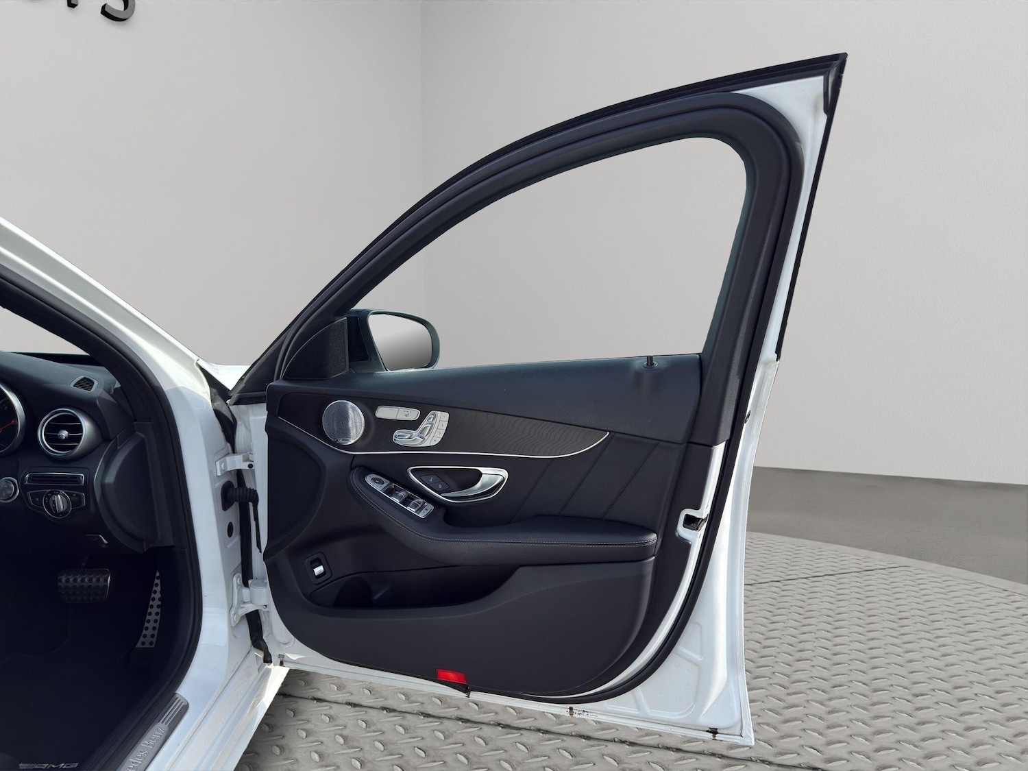 Used Mercedes-Benz C Class 2017 for sale - 77898482: Photo 50