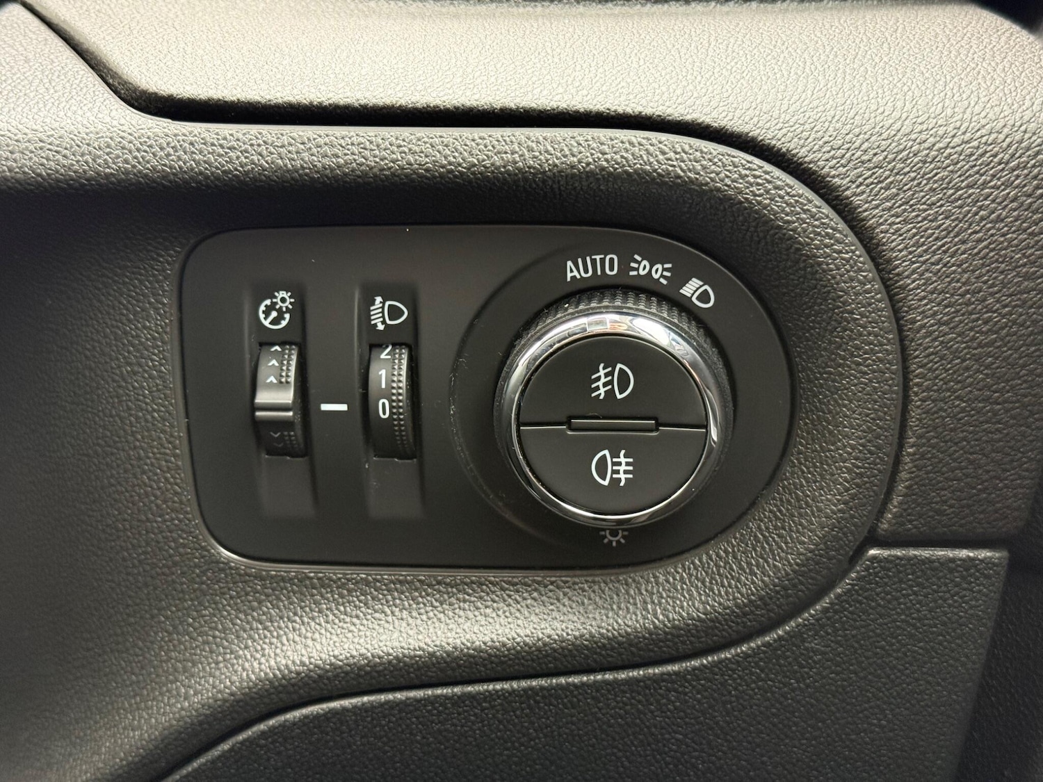 Used Vauxhall Grandland X 2018 for sale - 78204065: Photo 38