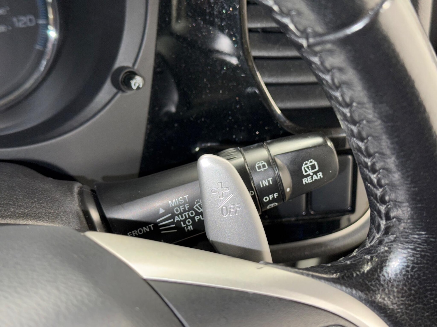 Used Mitsubishi Outlander 2015 for sale - 77115913: Photo 27