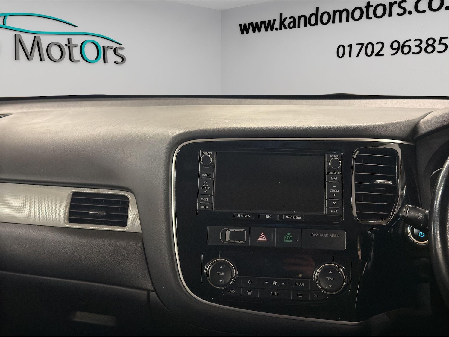 Used Mitsubishi Outlander 2015 for sale - 77115913: Photo 29