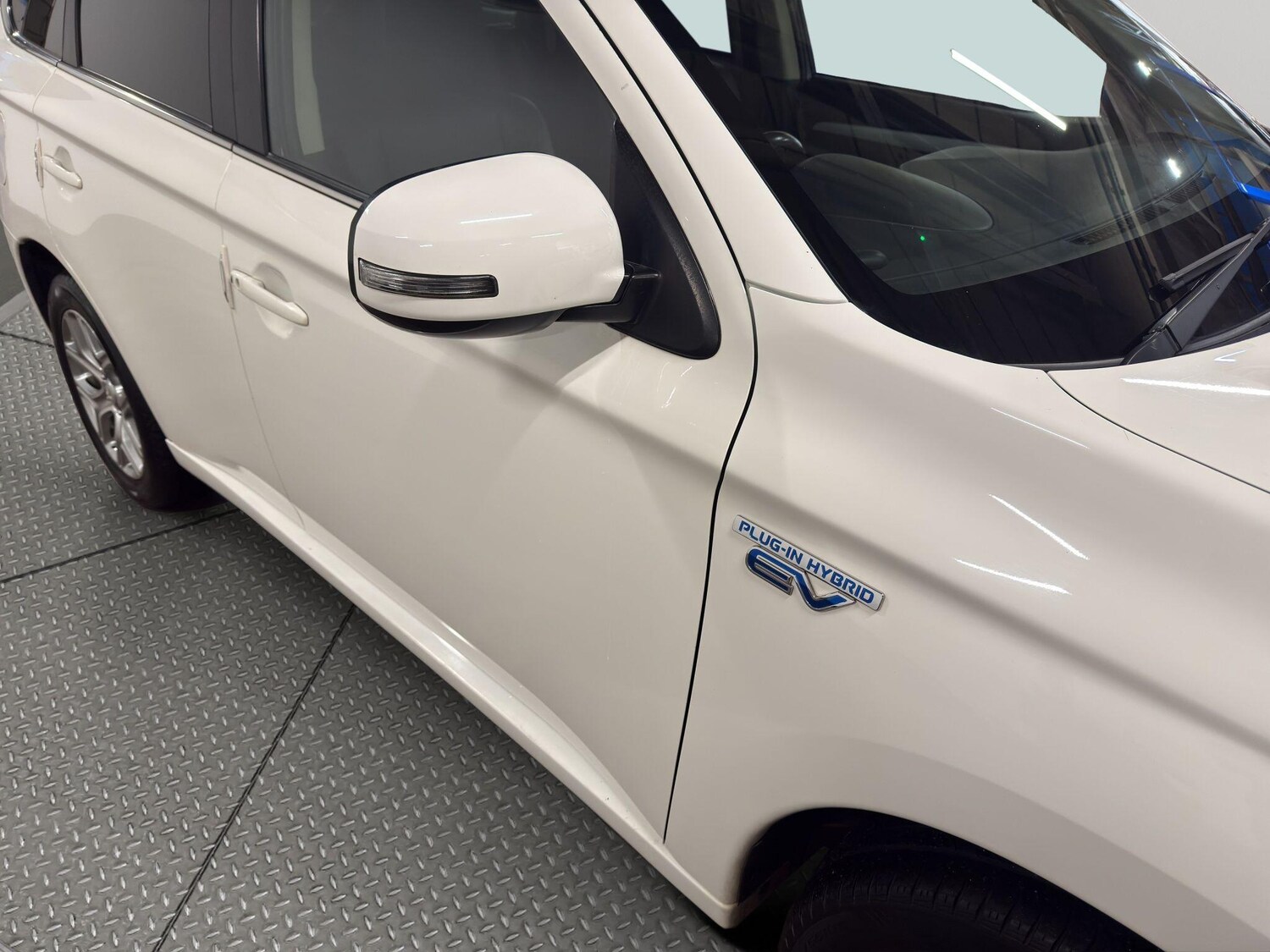 Used Mitsubishi Outlander 2015 for sale - 77115913: Photo 44