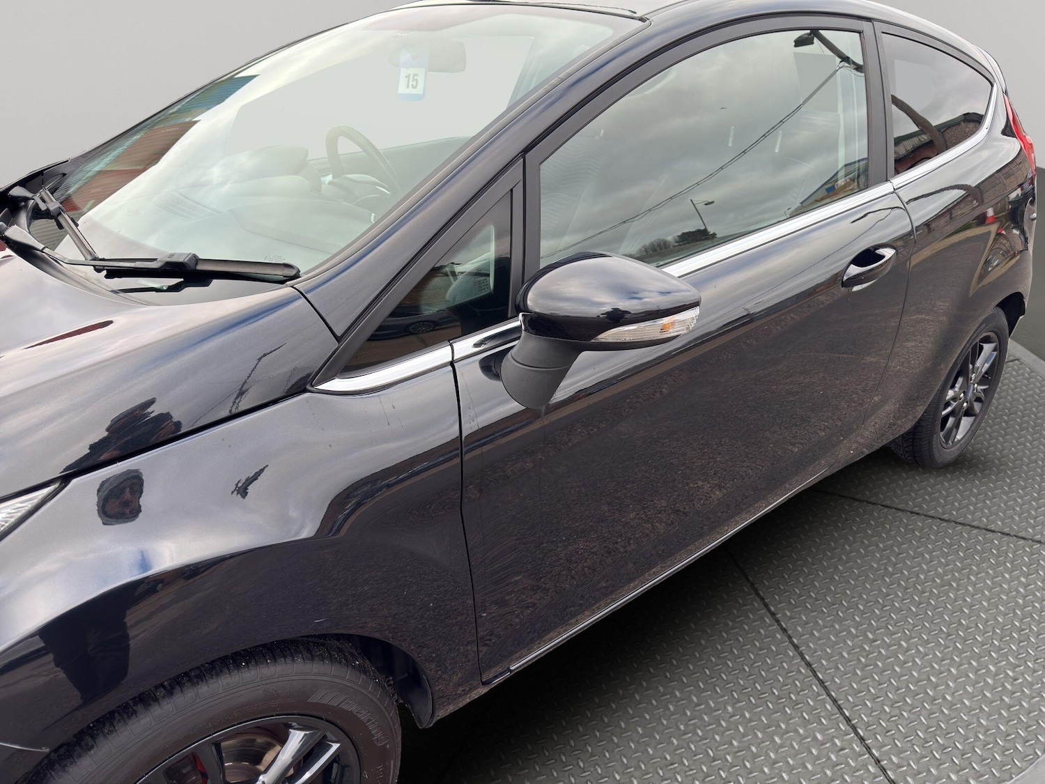 Used Ford Fiesta 2015 for sale - 77115909: Photo 40