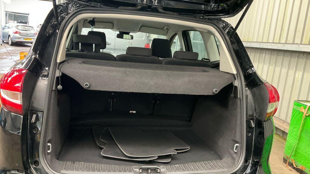 Used Ford C-Max 2016 for sale - 76781367: Photo 16