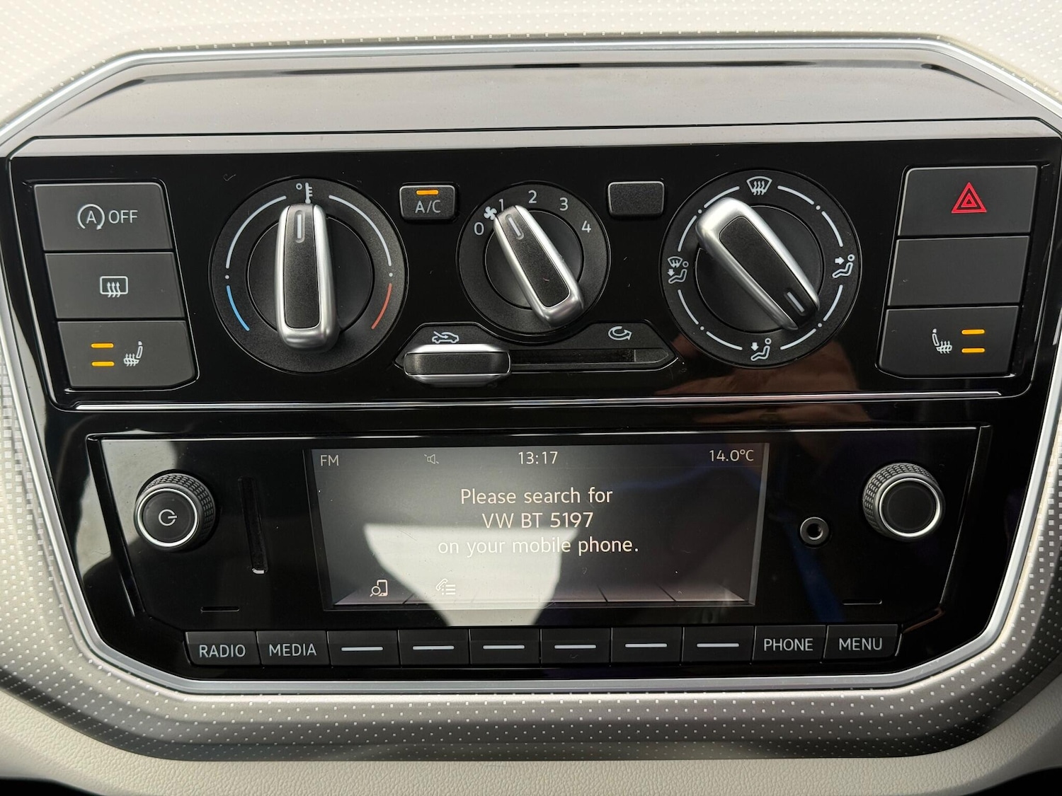 Used Volkswagen up! 2019 for sale - 77115927: Photo 30