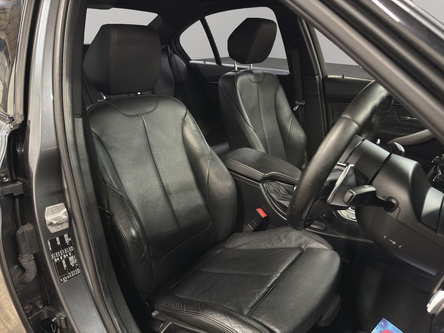 Used BMW 3 Series 2017 for sale - 77163378: Photo 10