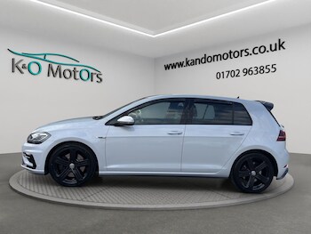 Used Volkswagen Golf 2017 for sale - 78245505: Photo