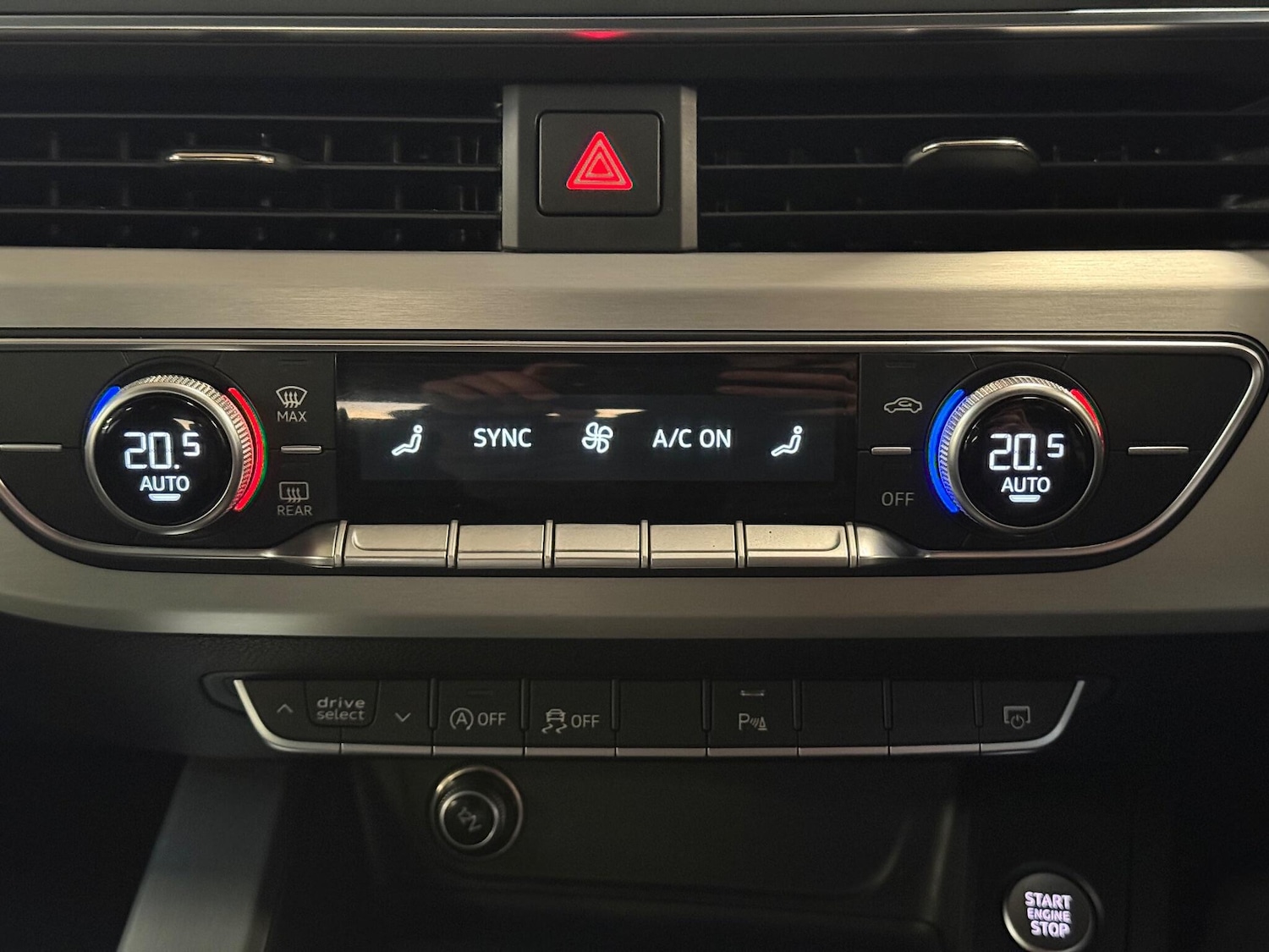 Used Audi A4 2016 for sale - 76832139: Photo 28