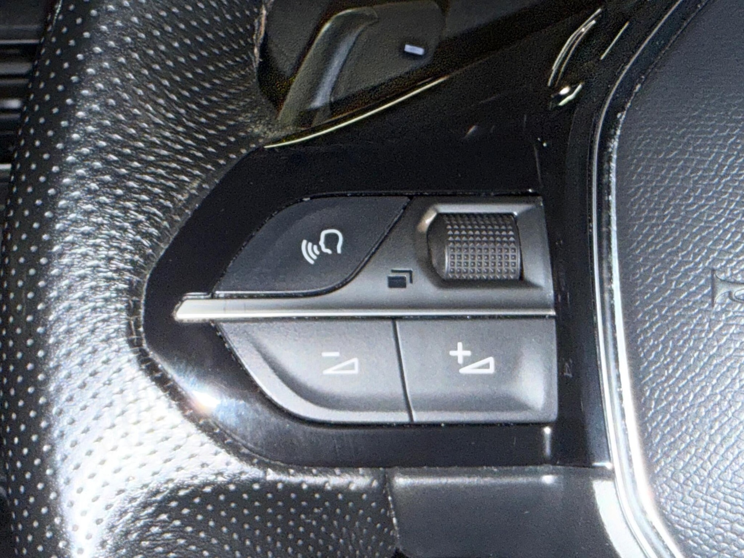 Used Peugeot 5008 2019 for sale - 76701037: Photo 22