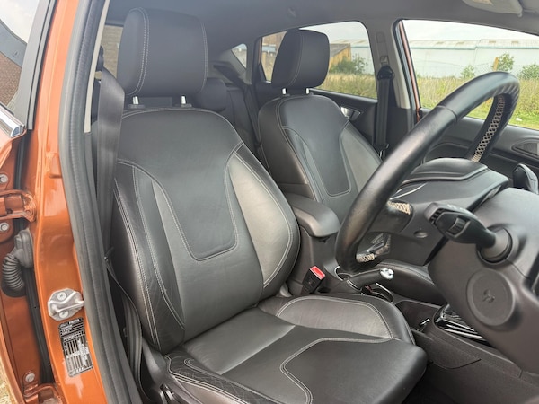 Used Ford Fiesta 2015 for sale - 76151926: Photo 10