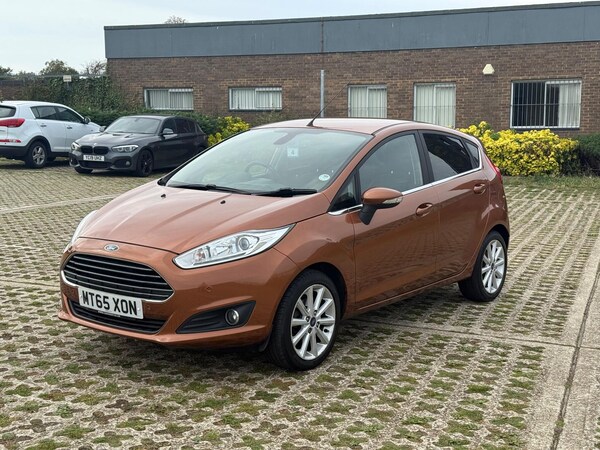 Used Ford Fiesta 2015 for sale - 76151926: Photo 1