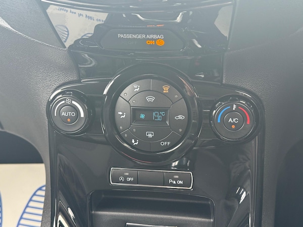 Used Ford Fiesta 2015 for sale - 76151926: Photo 34