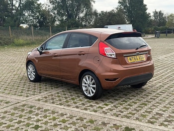 Used Ford Fiesta 2015 for sale - 76151926: Photo 3