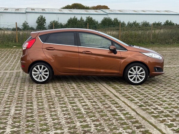 Used Ford Fiesta 2015 for sale - 76151926: Photo 6