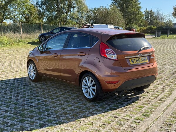 Used Ford Fiesta 2015 for sale - 76151926: Photo 76