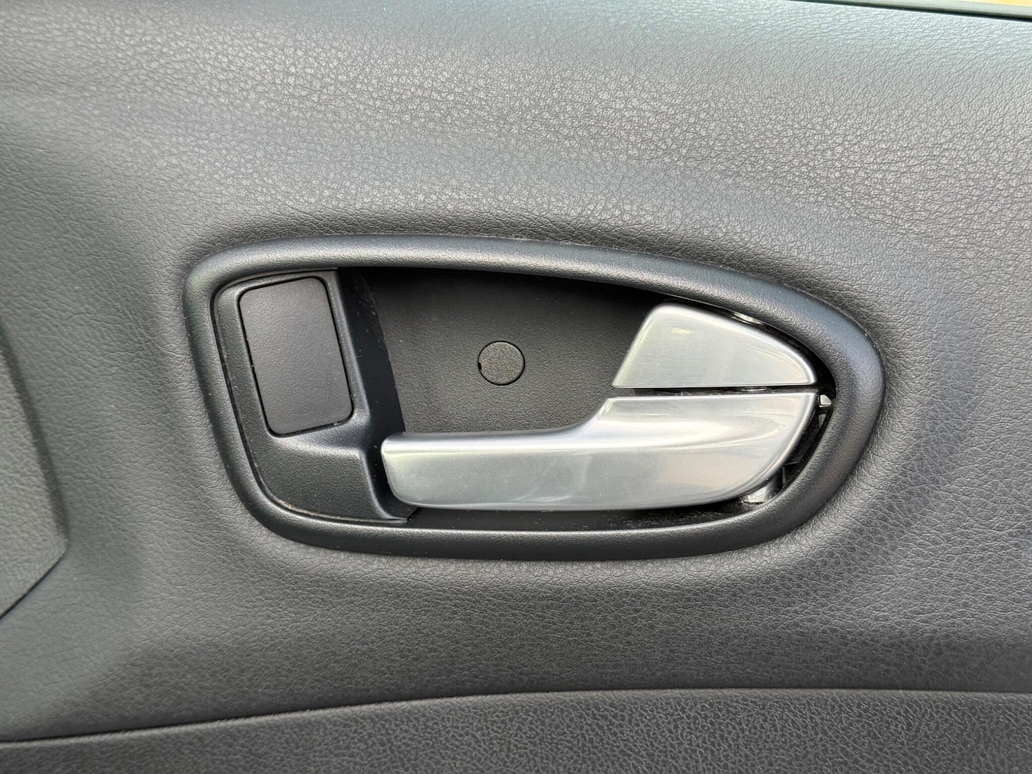 Used Ford Mondeo 2010 for sale - 78034902: Photo 34