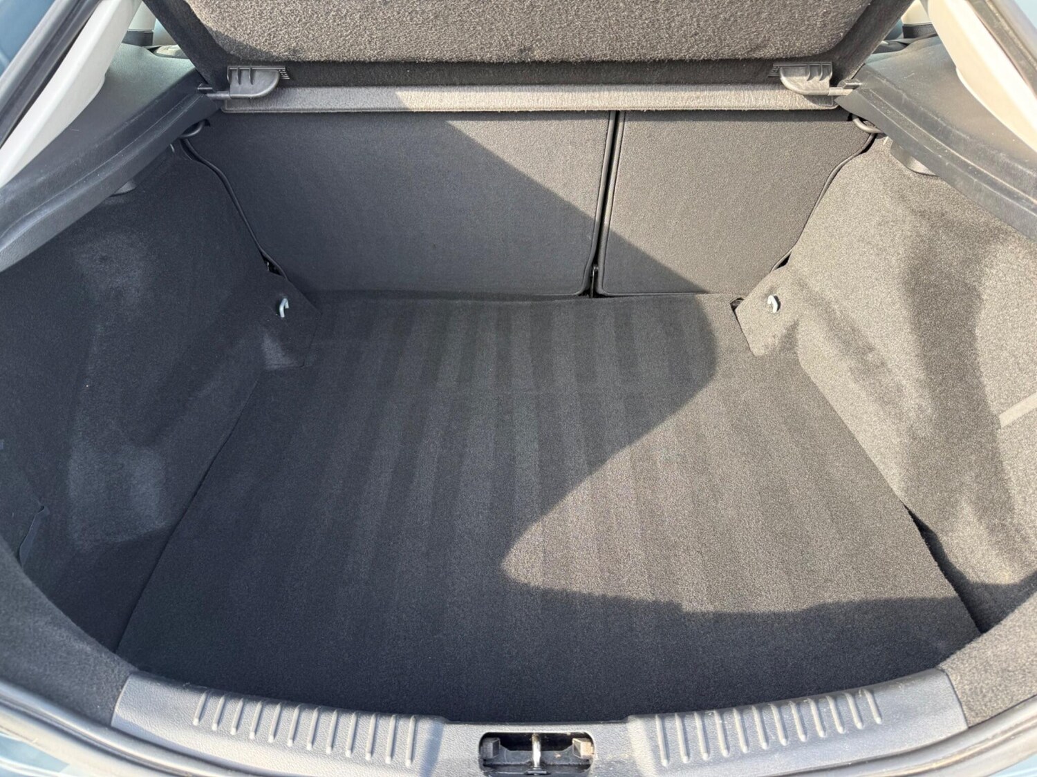 Used Ford Mondeo 2010 for sale - 78034902: Photo 47