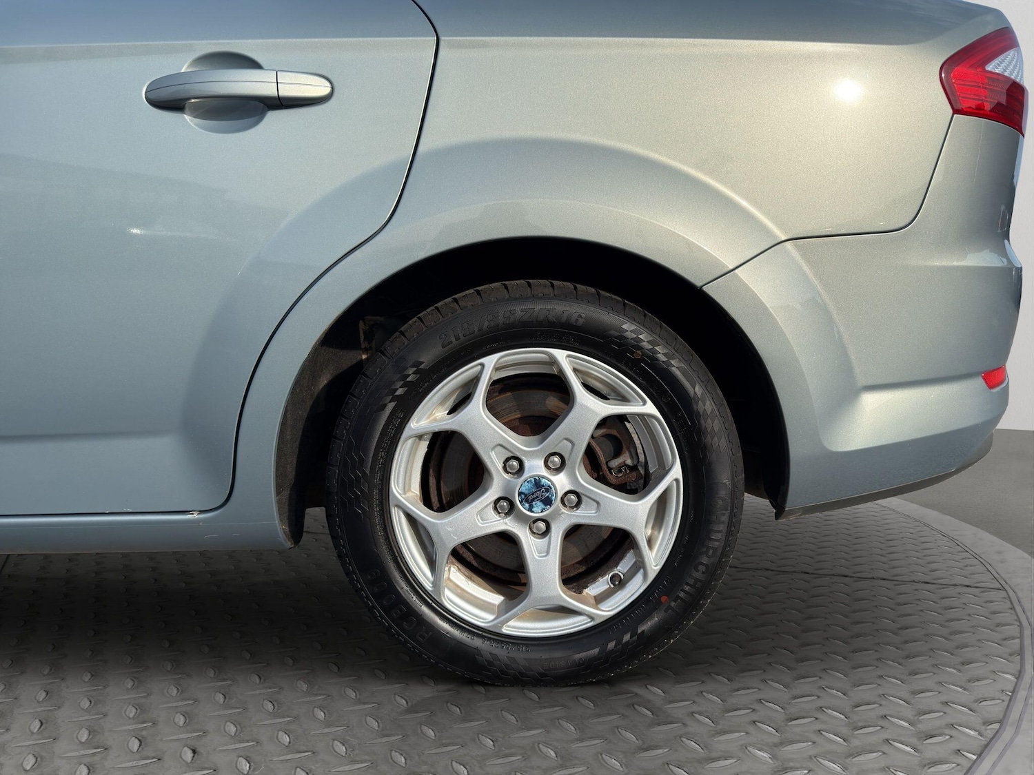 Used Ford Mondeo 2010 for sale - 78034902: Photo 50