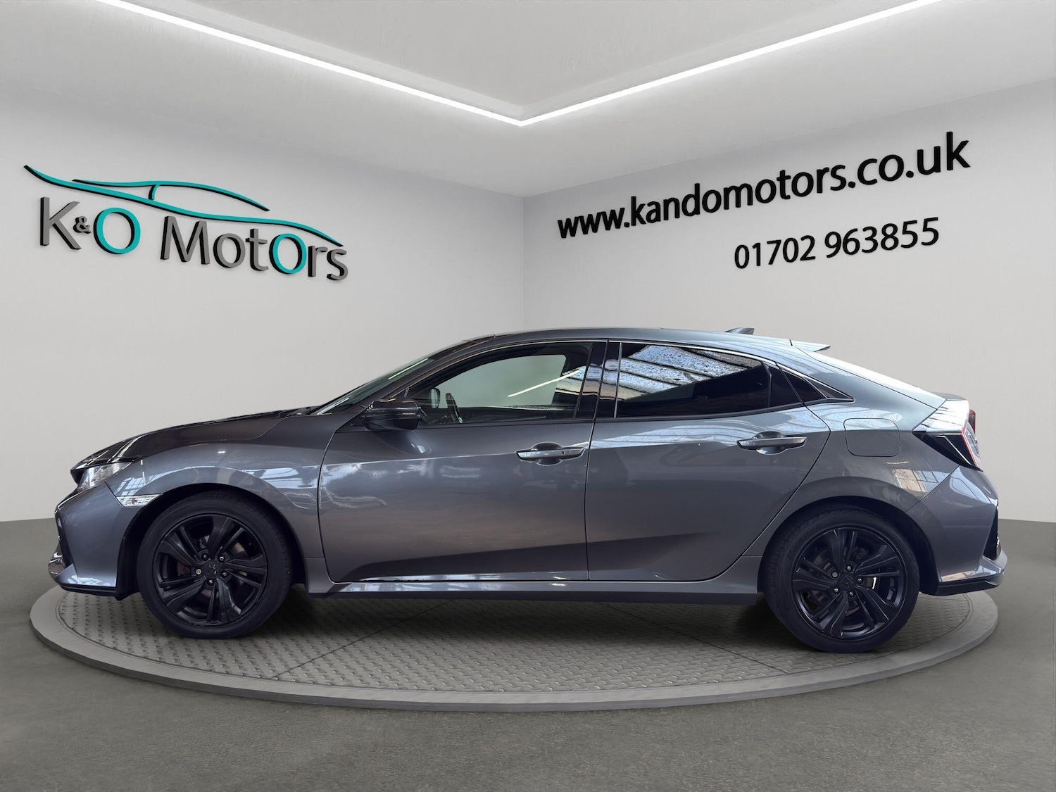 Used Honda Civic 2019 for sale - 78116469: Photo 3