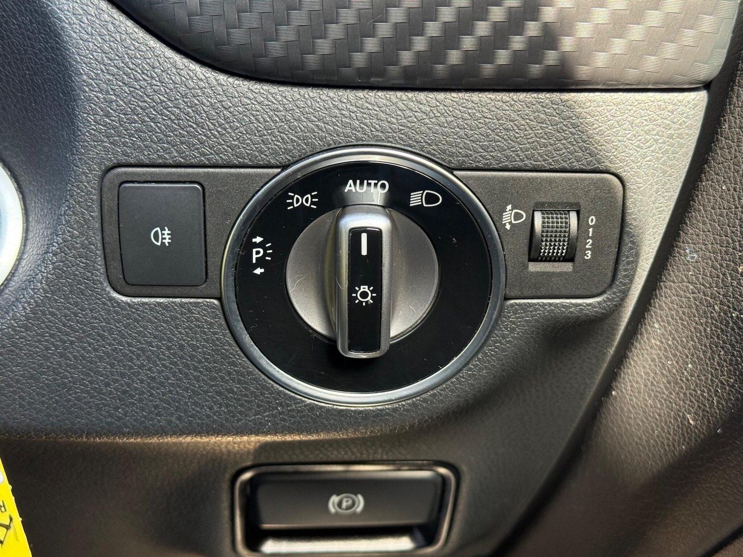 Used Mercedes-Benz A-Class 2017 for sale - 77783424: Photo 33