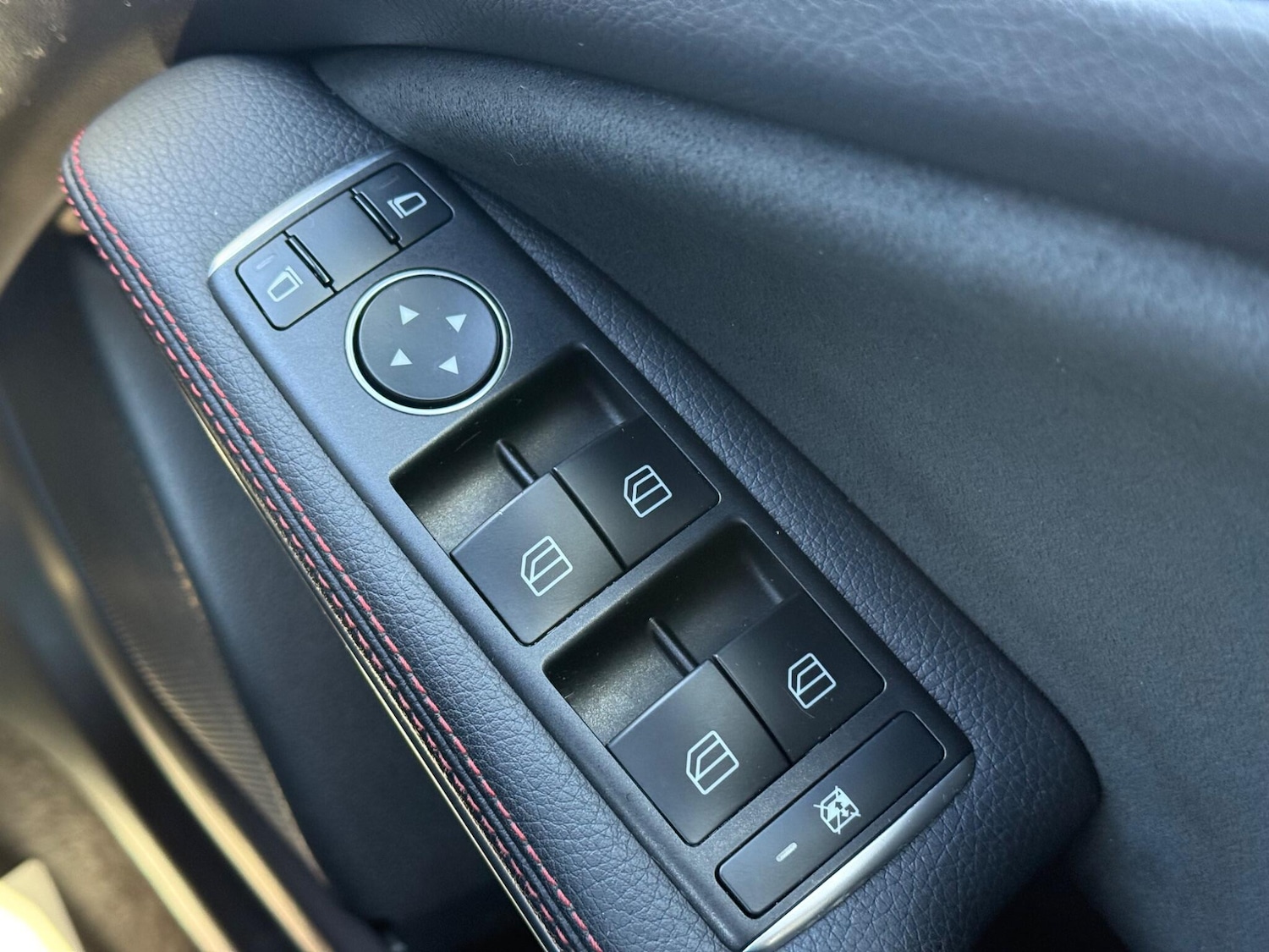 Used Mercedes-Benz A-Class 2017 for sale - 77783424: Photo 35