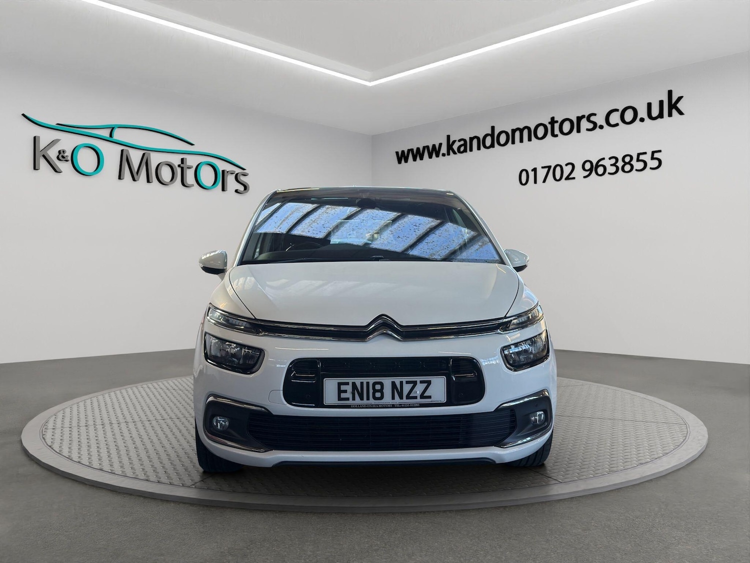 Used Citroen C4 Picasso 2018 for sale - 77115900: Photo 10