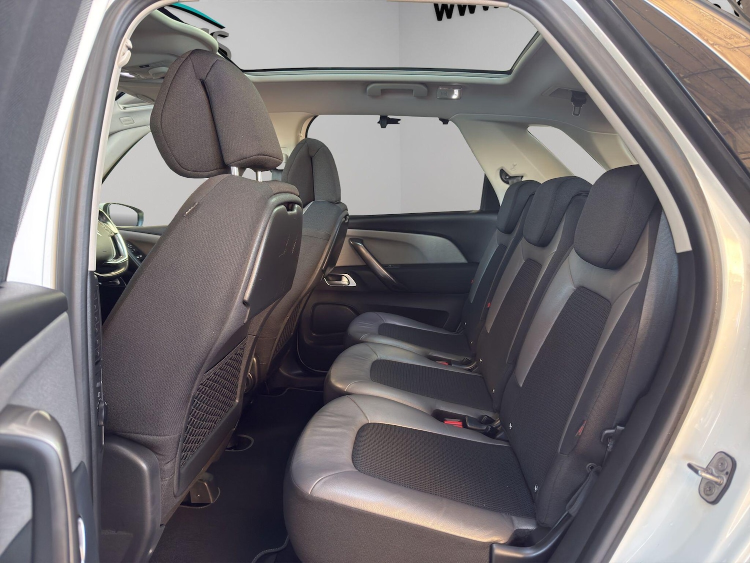 Used Citroen C4 Picasso 2018 for sale - 77115900: Photo 18